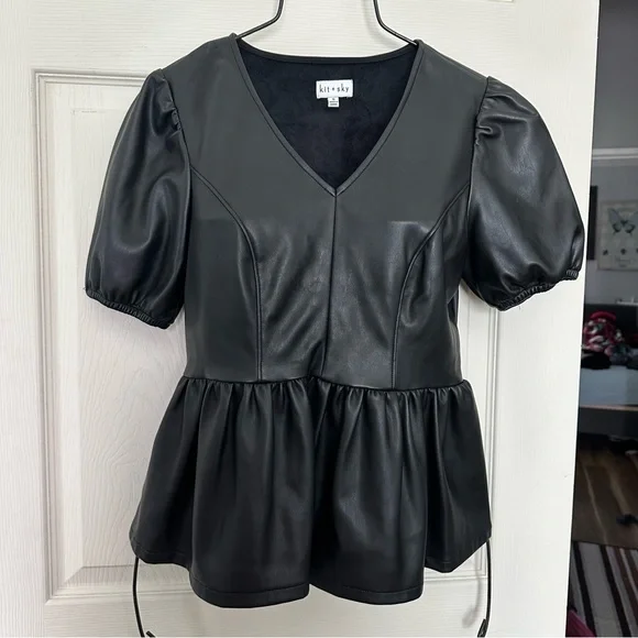 Kit & Sky Faux Leather Peplum Top Black Size Small Soft Lined Vegan Leather - Picture 5 of 8